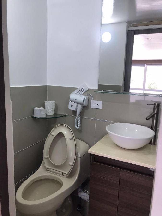 Hotel Hernandez Ctg Картахена Экстерьер фото