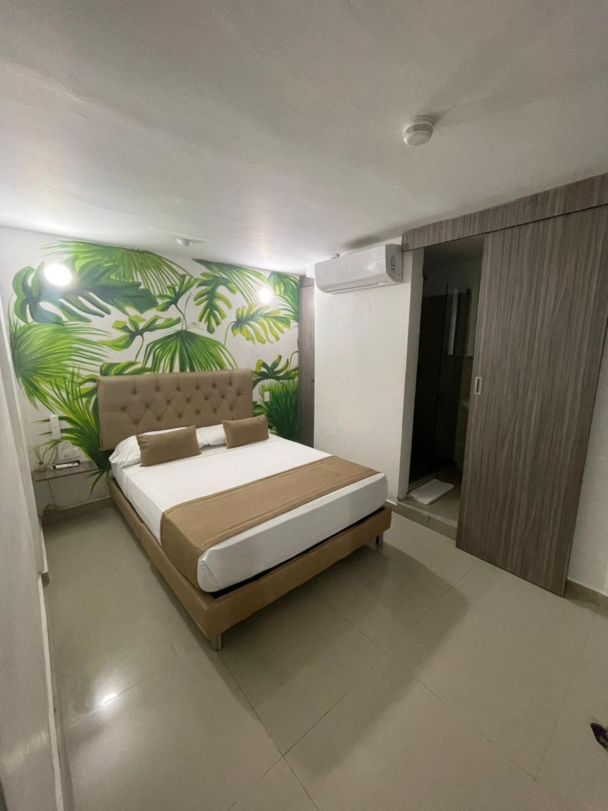 Hotel Hernandez Ctg Картахена Экстерьер фото