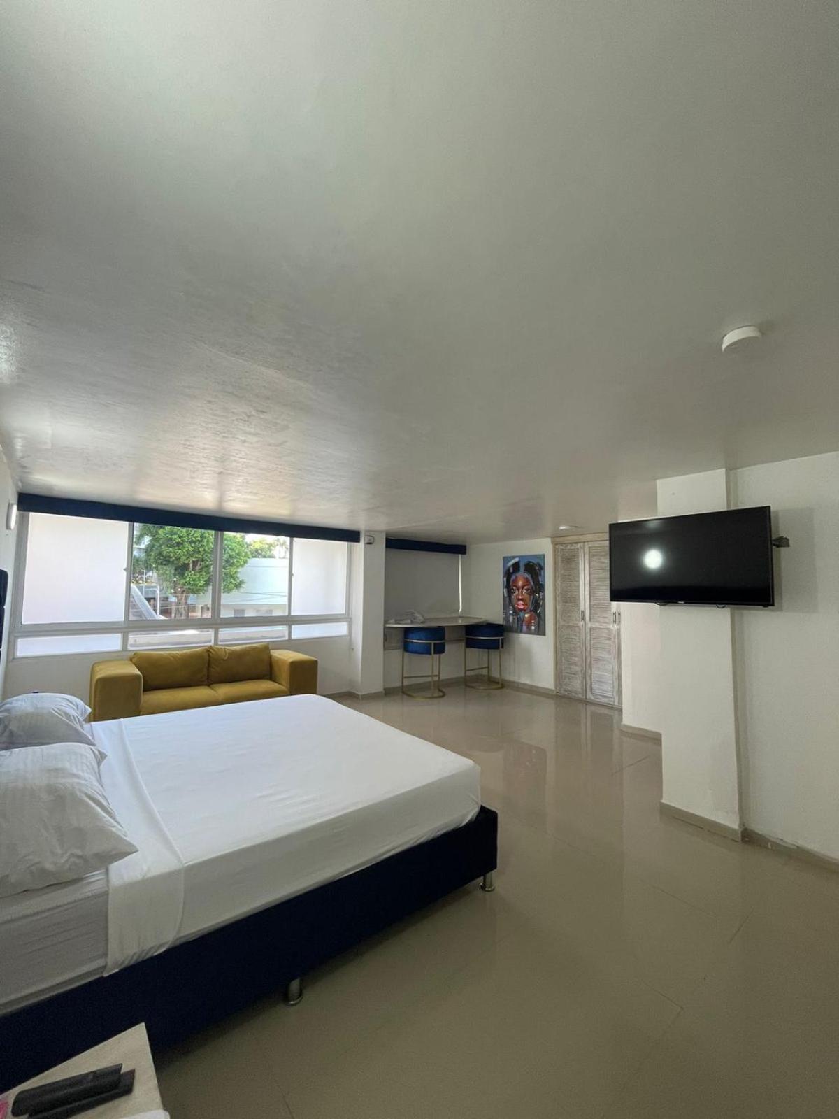 Hotel Hernandez Ctg Картахена Экстерьер фото